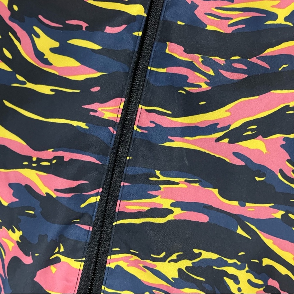Adidas Women’s Size XS Windbreaker Bomber Jacket Camo Adjustable Pink Yellow - Picture 13 of 16